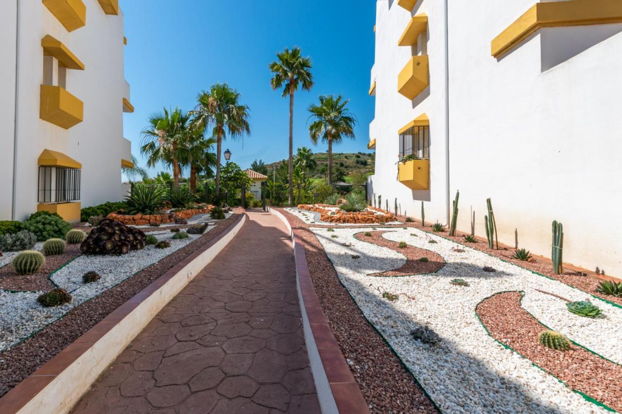 2Br Calanova Grand Golf - Wifi/Ac/Pool Apartment Malaga Exterior photo